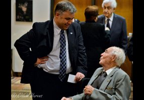 M.00_00_32_26.Image fixe008