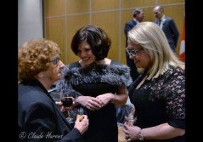 M.00_03_30_23.Image fixe044